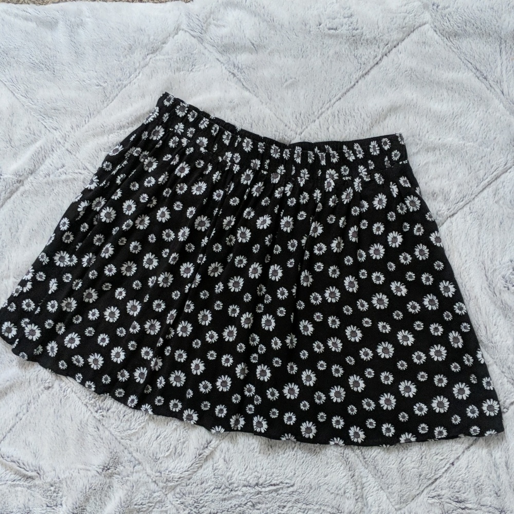 Hot Topic Sunflower Print Skater Skirt